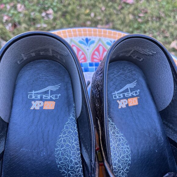 Dansko XP 2.0 Pro Clogs Womens 40 EU /  10 US Black Floral Tooled Leather  Shoes - Picture 6 of 11